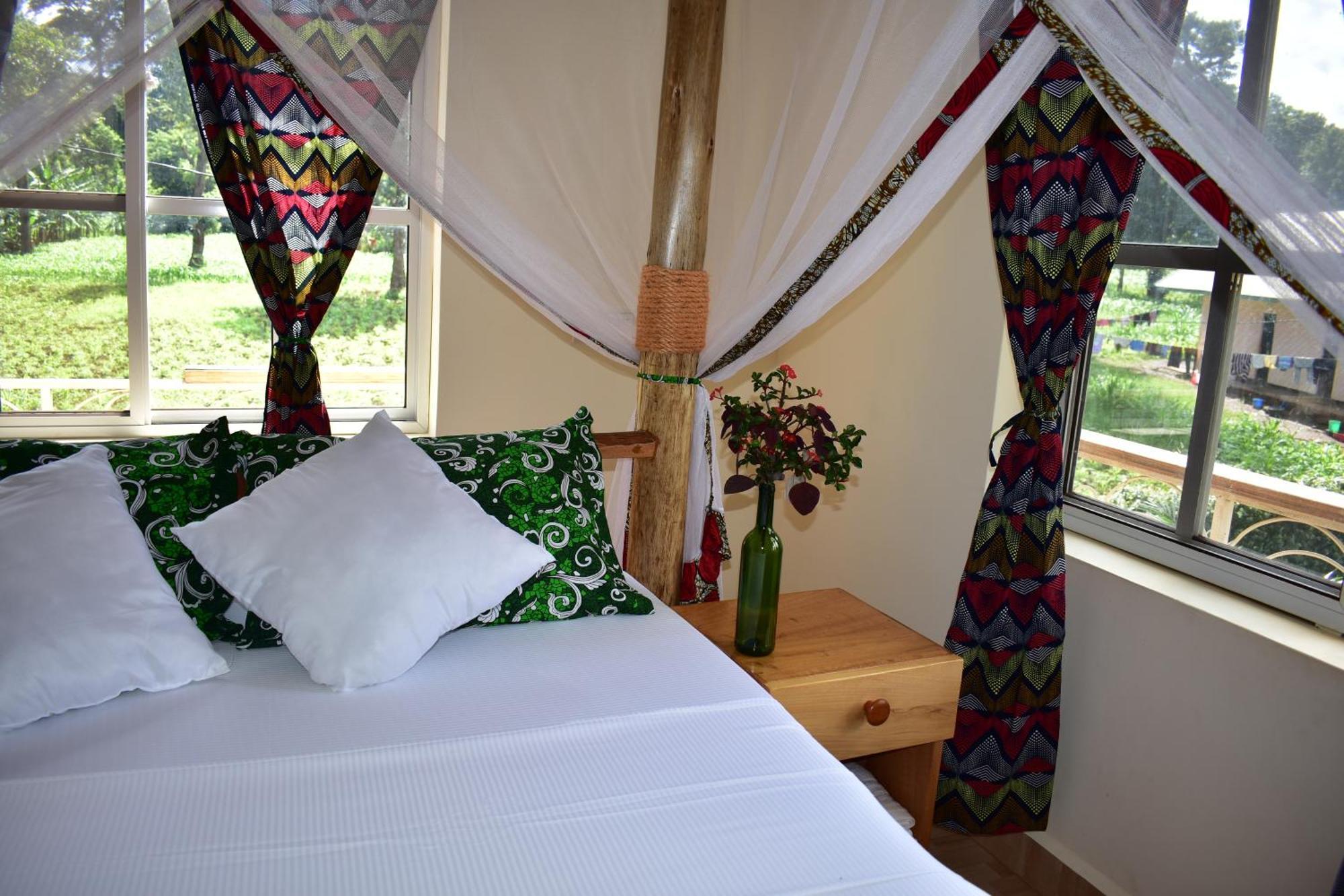 Kilimanjaro Accommodation Msaranga Экстерьер фото