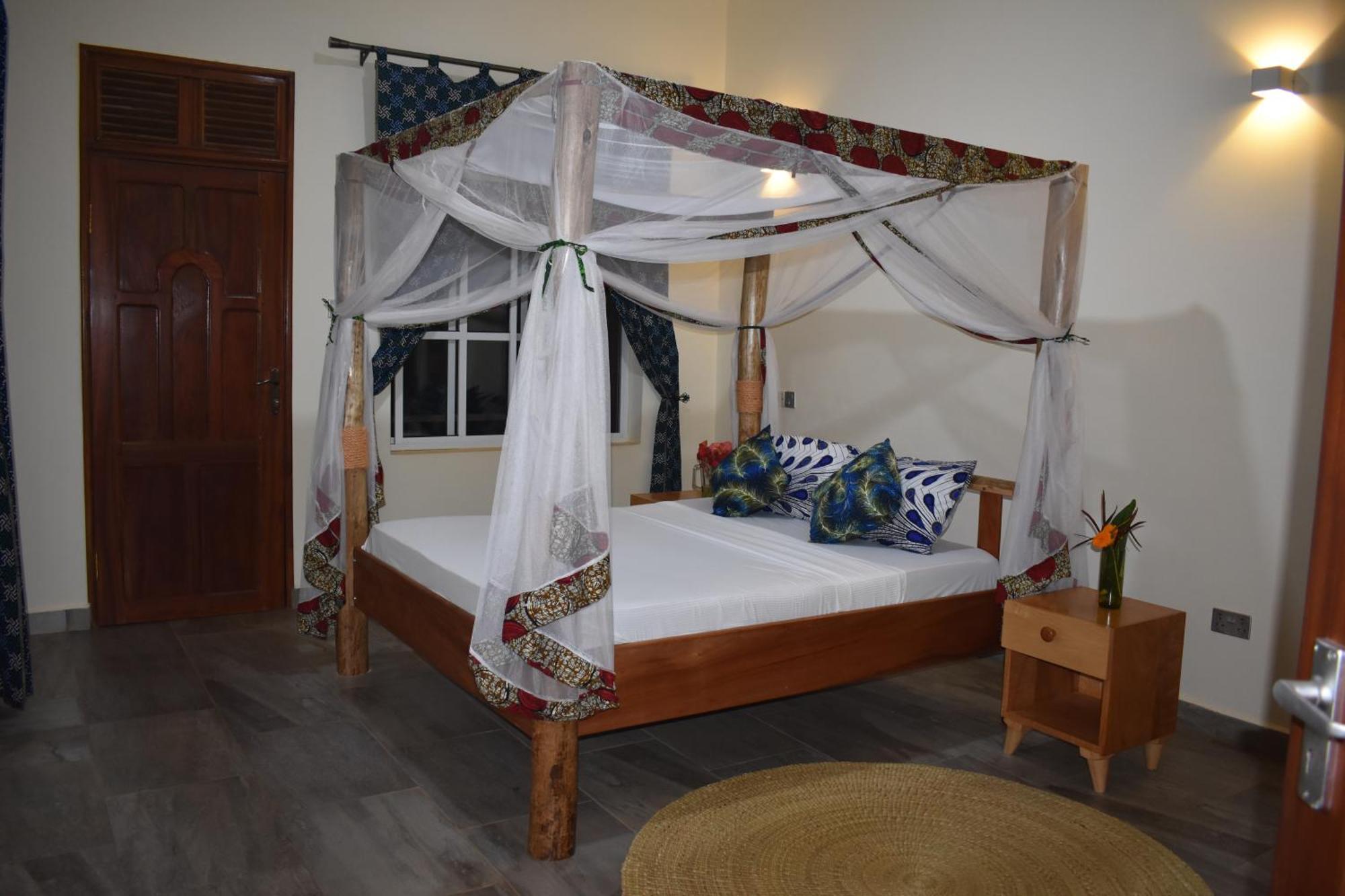 Kilimanjaro Accommodation Msaranga Экстерьер фото
