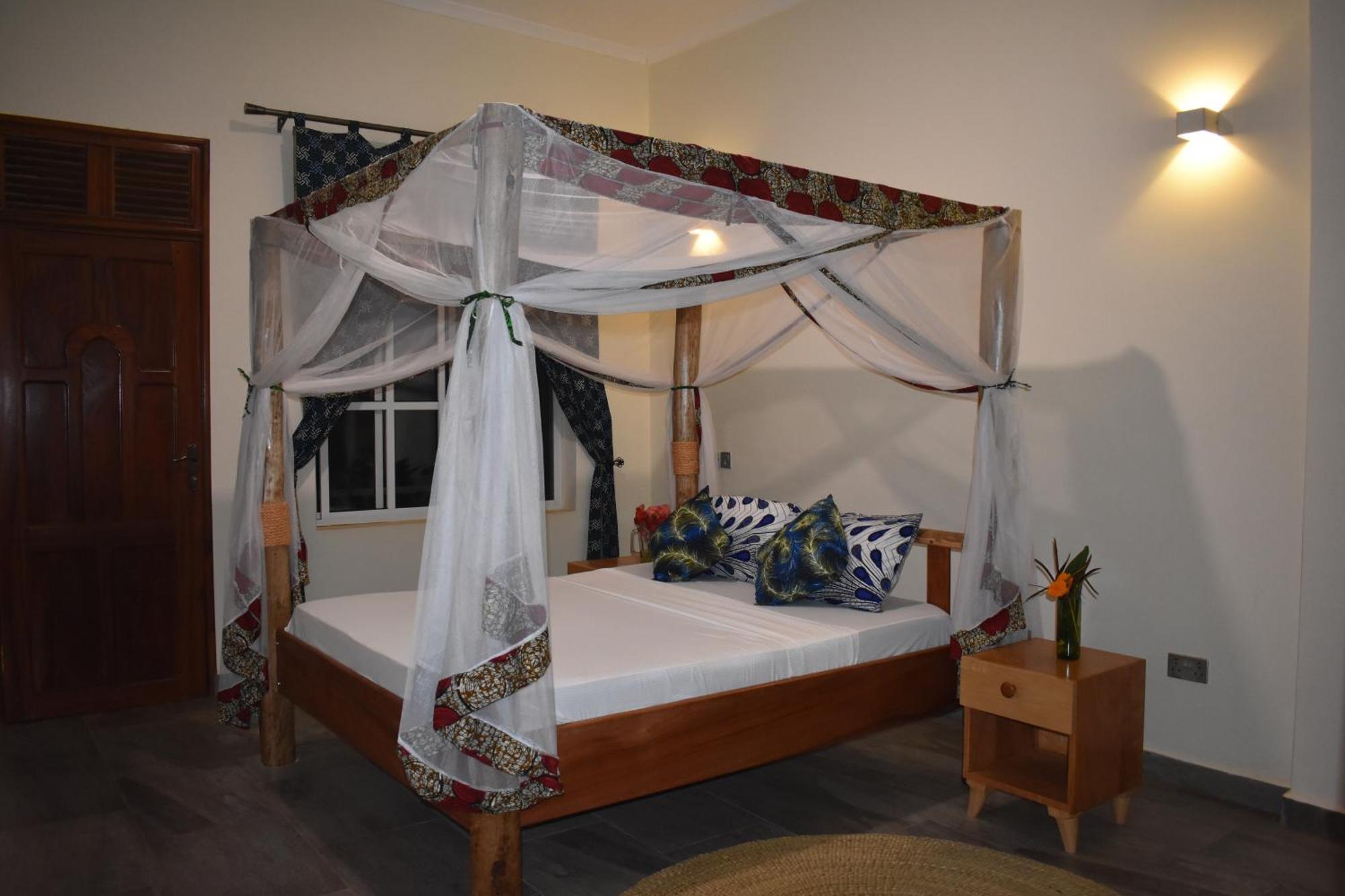 Kilimanjaro Accommodation Msaranga Экстерьер фото