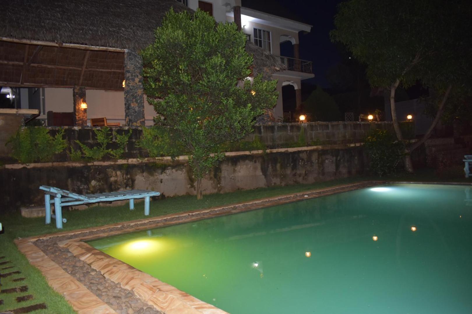 Kilimanjaro Accommodation Msaranga Экстерьер фото