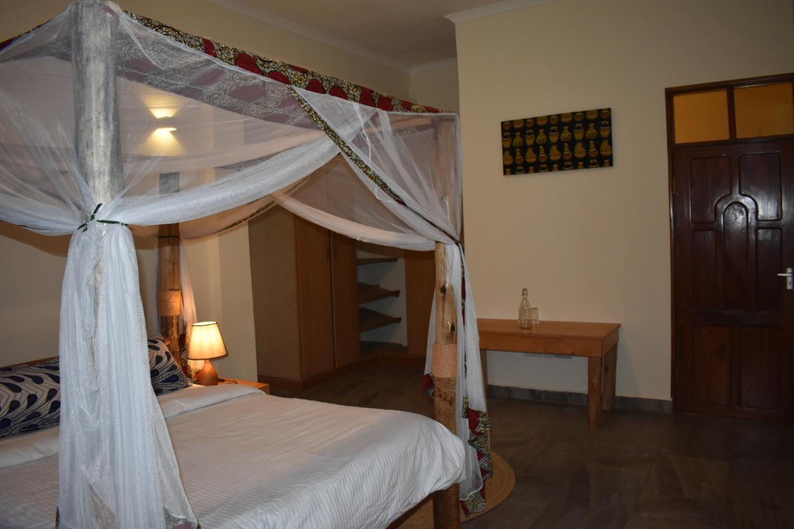 Kilimanjaro Accommodation Msaranga Экстерьер фото